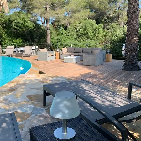 Les Voiles De Valescure D'hotes Et Son Espace Bien Etre Bed & Breakfast *